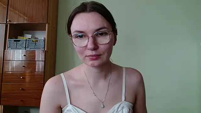 LooveELLYx online show from October 2025 01:32:01 PM