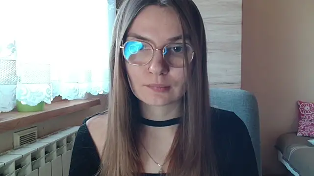 LooveELLYx online show from December 2025 07:37:01 AM