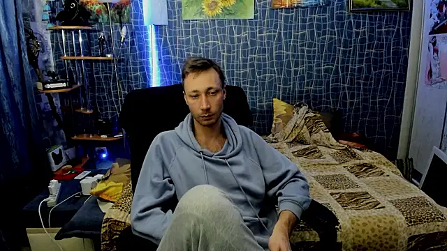 CuteBoy228 online show from February 2026 09:43:01 PM