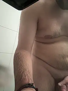 yungdboiy online show from October 2025 03:25:01 PM