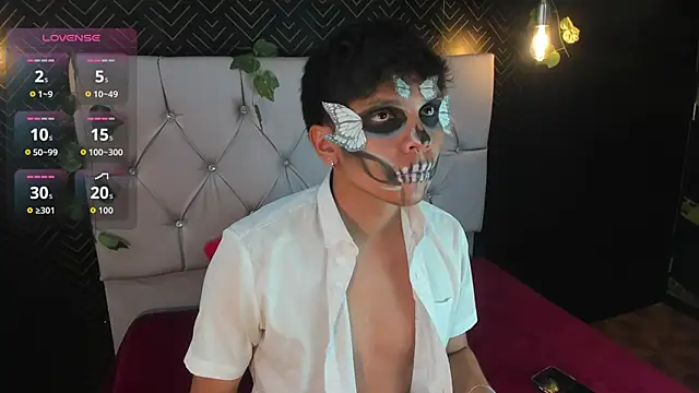 Thiago Kozak online show from October 2025 12:56:01 PM