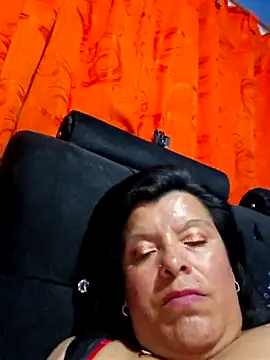 Hanna Kieran online show from December 2025 03:23:01 AM