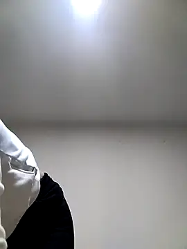 Oriana111 online show from March 2026 02:37:01 AM