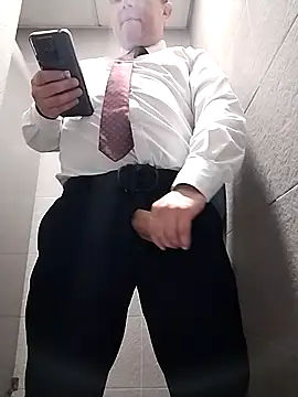 BigCristh79 online show from April 2026 04:53:01 AM