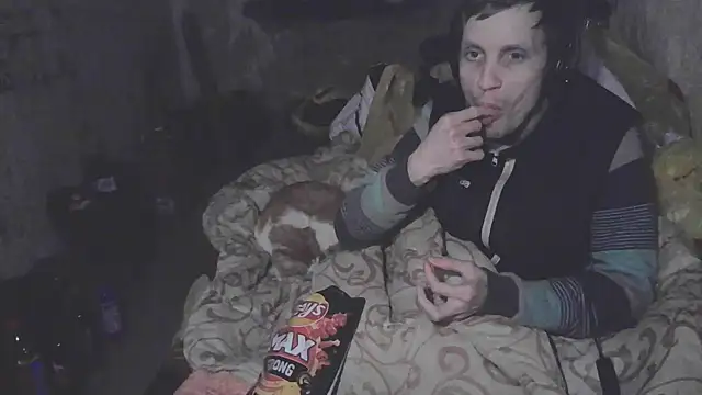 makarov1993 online show from December 2025 04:02:02 PM