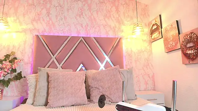 Aliice1  online show from November 2025 09:32:01 PM