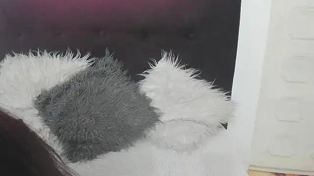 Snapshot of katherine_blair chatting on April 2026 12:54:01 PM katherine blair online show from April 2026 12:54:01 PM