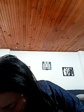 Snapshot of katherine_blair chatting on April 2026 12:54:02 PM katherine blair online show from April 2026 12:54:02 PM