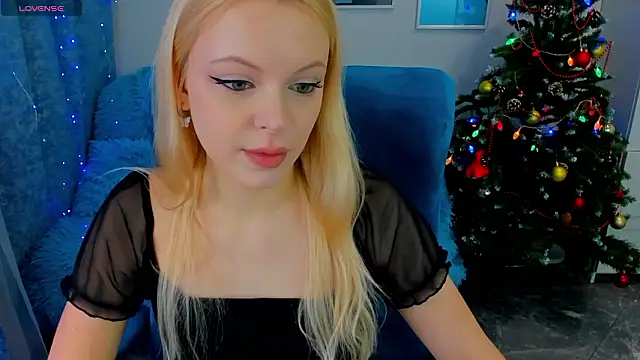 KatherineePierce online show from January 2026 04:44:01 PM