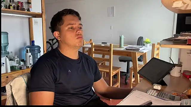 Snapshot of Haustin202 chatting on November 2025 07:57:02 PM Haustin202 online show from November 2025 07:57:02 PM