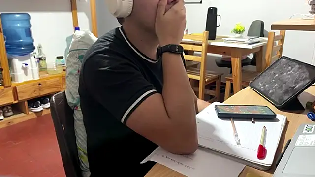 Snapshot of Haustin202 chatting on November 2025 11:04:02 PM Haustin202 online show from November 2025 11:04:02 PM