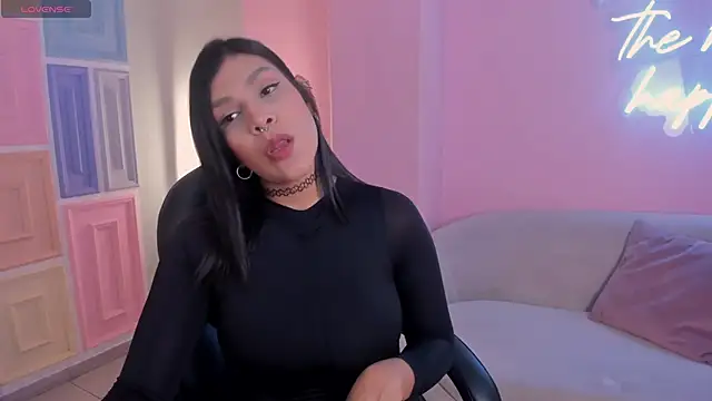 SarahYates online show from March 2026 04:05:01 AM