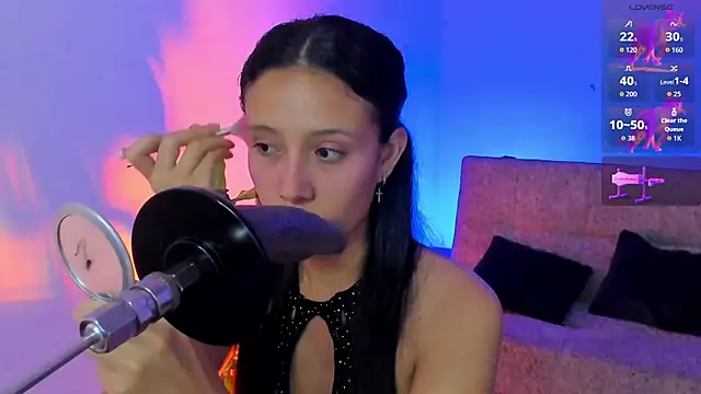 alicemoon   online show from November 2025 10:20:01 AM