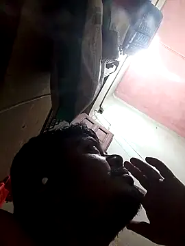 CatchingBouquet online show from October 2025 02:47:01 PM