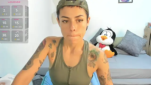 natt op online show from October 2025 11:45:02 PM