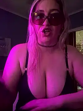 Snapshot of Granlady7 chatting on January 2026 10:18:01 AM Granlady7 online show from January 2026 10:18:01 AM