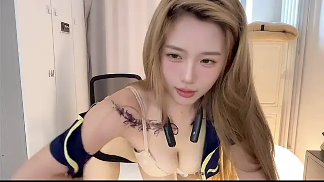 yiyi5588 online show from July 2026 06:47:02 AM