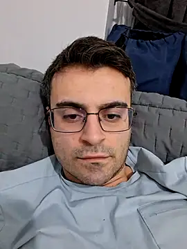 Obstacless online show from February 2026 06:58:02 PM