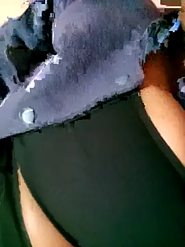Snapshot of ShySexyBaddiexx chatting on February 2026 08:37:02 PM ShySexyBaddiexx online show from February 2026 08:37:02 PM