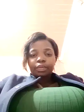 Snapshot of ShySexyBaddiexx chatting on February 2026 11:12:01 PM ShySexyBaddiexx online show from February 2026 11:12:01 PM
