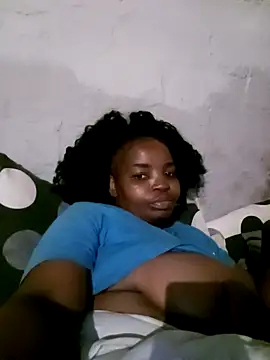Snapshot of ShySexyBaddiexx chatting on April 2026 04:40:02 PM ShySexyBaddiexx online show from April 2026 04:40:02 PM