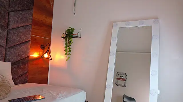 Snapshot of JenaCooper_ chatting on November 2025 01:59:02 AM JenaCooper online show from November 2025 01:59:02 AM