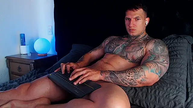 Snapshot of Shane_Clay chatting on April 2026 02:38:01 PM Shane Clay online show from April 2026 02:38:01 PM