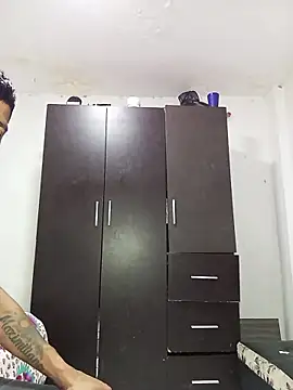 paisita122 online show from March 2026 11:41:01 PM