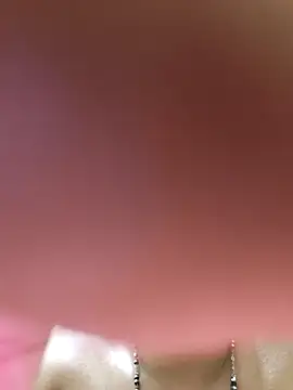 Hiroshi Shen online show from November 2025 10:18:01 AM