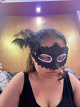 Snapshot of Iampriyaaa15 chatting on July 2026 06:40:02 AM Iampriyaaa15 online show from July 2026 06:40:02 AM