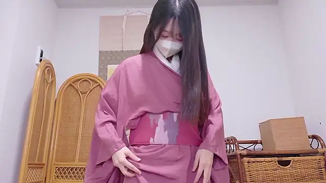 Snapshot of OSUSHI-CHAN chatting on November 2025 11:58:01 AM OSUSHI-CHAN online show from November 2025 11:58:01 AM