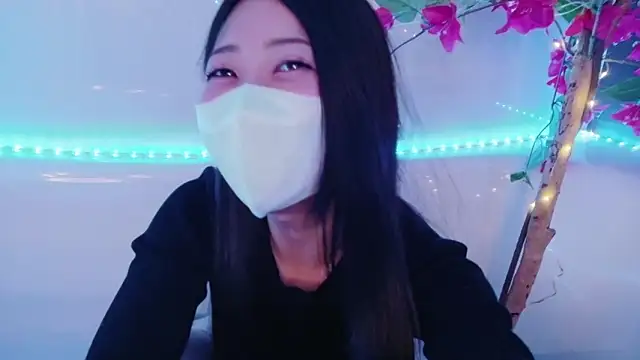 OSUSHI-CHAN online show from March 2026 12:45:01 PM