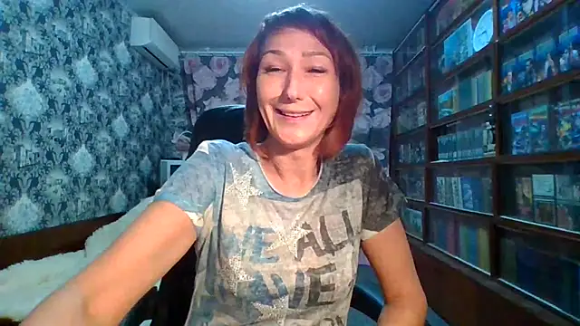 Snapshot of Pline1 chatting on December 2025 01:46:02 AM Pline1 online show from December 2025 01:46:02 AM