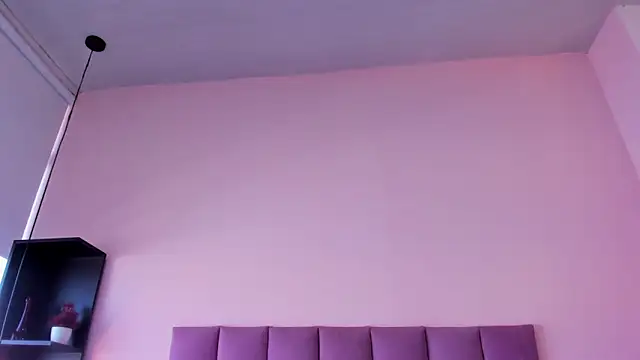 Snapshot of violet_myerrs chatting on February 2026 01:44:01 PM violet myerrs online show from February 2026 01:44:01 PM