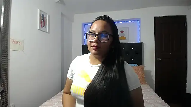 Snapshot of maria_sexx96 chatting on November 2025 03:12:02 PM maria sexx96 online show from November 2025 03:12:02 PM