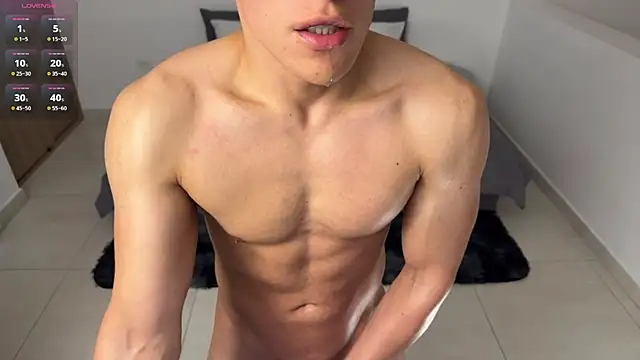 Snapshot of Maxx_Lancaster chatting on February 2026 03:05:02 PM Maxx Lancaster online show from February 2026 03:05:02 PM