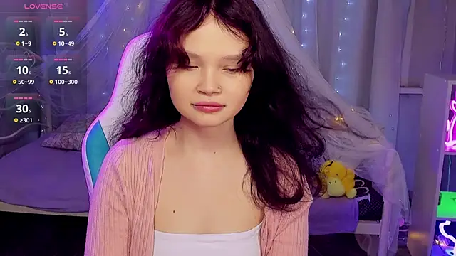 Snapshot of EmilyChaves chatting on April 2026 07:37:02 AM EmilyChaves online show from April 2026 07:37:02 AM