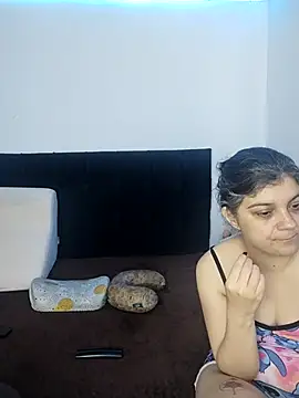 queemking online show from February 2026 08:29:02 PM