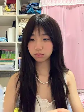 xiaotao-999 online show from September 2025 03:48:01 PM