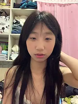 xiaotao-999 online show from October 2025 04:16:02 PM