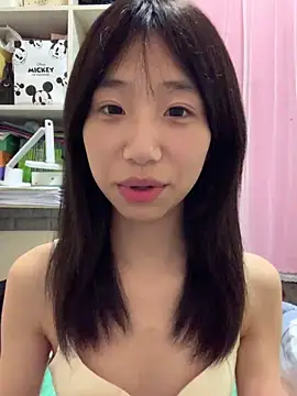 xiaotao-999 online show from October 2025 04:30:02 PM