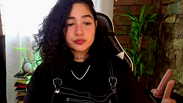 Snapshot of _kat_1995 chatting on September 2025 07:03:02 PM kat 1995 online show from September 2025 07:03:02 PM