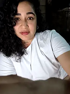 Snapshot of _kat_1995 chatting on January 2026 01:30:01 AM kat 1995 online show from January 2026 01:30:01 AM