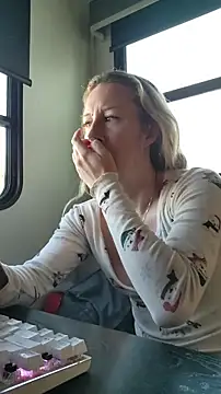 bmorganne420 online show from January 2026 06:54:01 PM