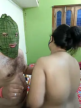 SwatiCam online show from September 2025 05:18:02 PM