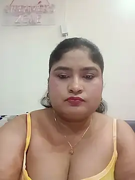 Snapshot of hornyriyanka chatting on June 2026 03:01:02 AM hornyriyanka online show from June 2026 03:01:02 AM