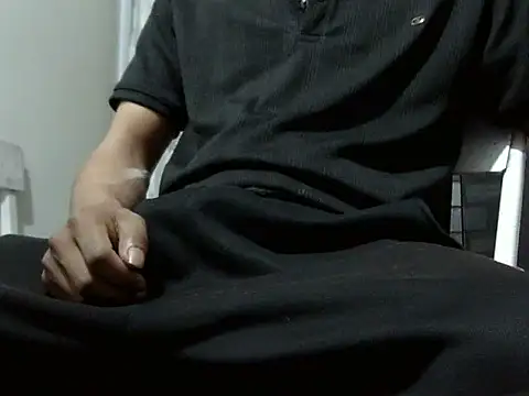 Snapshot of zebba12 chatting on December 2025 11:12:01 PM zebba12 online show from December 2025 11:12:01 PM