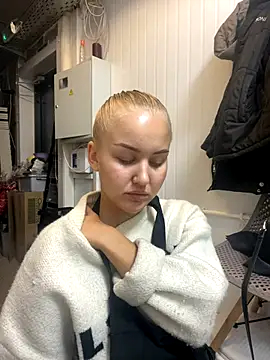 Snapshot of CandyVice chatting on September 2025 04:41:01 PM CandyVice online show from September 2025 04:41:01 PM