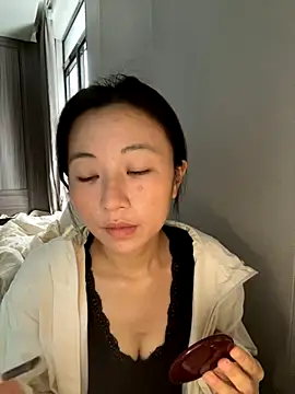 haiyan125216 online show from November 2025 06:56:02 AM