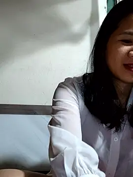 Maria2299 online show from November 2025 04:40:01 PM